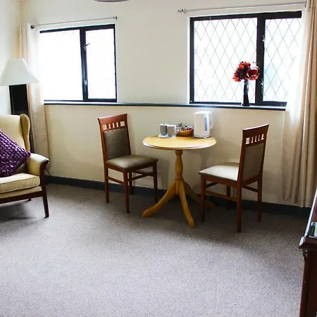 Donegal Lodgings - Apt 4 - 1 Bedroom Apt * Donegal Town